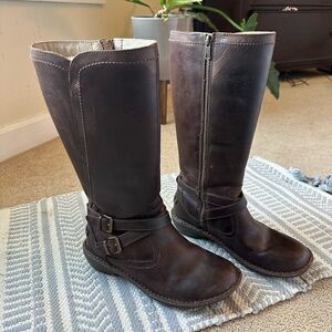 UGG Chocolate Leather Fleece Lined Riding Boots